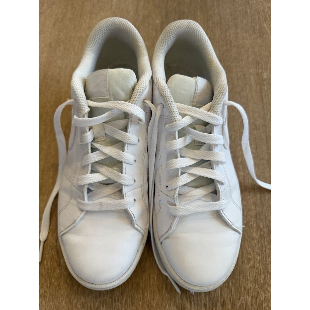 Nike Court Royale 2 White Leather Sneakers Women’s Size 7.5 DH3159-100